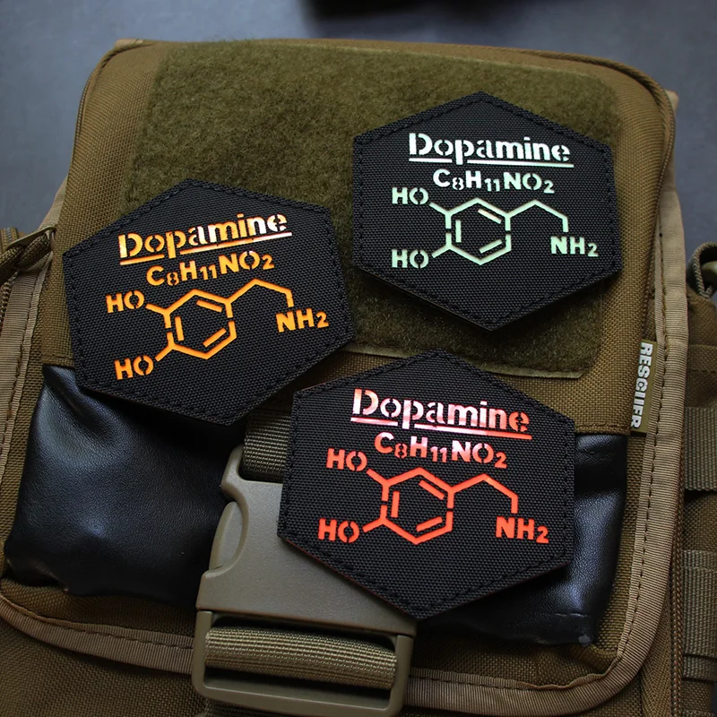 Dopamīna IS Pārdomas Neilona Griešanas Plāksteri Āra Gaismas Taktiskās Nozīmītes Apģērbs, Mugursoma DIY Uzlīme Rotā