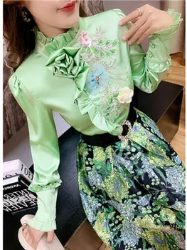 Modes Eleganti Svārki Komplekti Sievietēm 2 Gabals, kas Savirmot Izšuvumi Ziedu Zaļš Krekls + Vidēja Garuma Svārki Pavasarī un Vasarā 2023