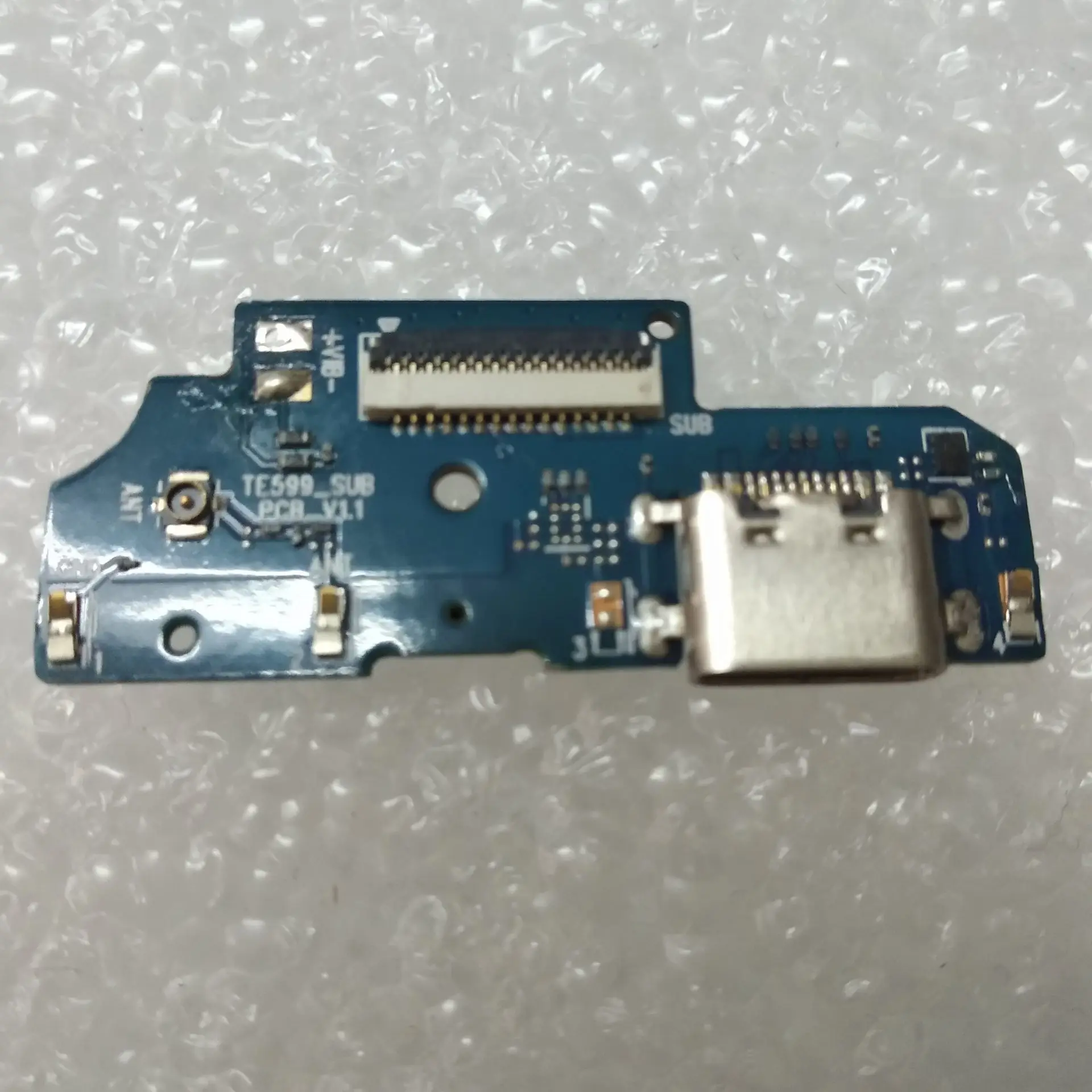 Par OUKITEL C19 PRO Mikrofons & USB lādētāja Spraudni, USB Slots Lādētāja Ports Savienotājs Valdes Daļas Mikro Piederumi,Pārbaudīta